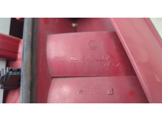 Задний фонарь 1Z5945112A