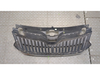 Решетка радиатора  Skoda Rapid          