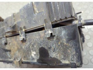 Блок предохранителей  Toyota Sequoia 2008-         