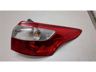 Задний фонарь          