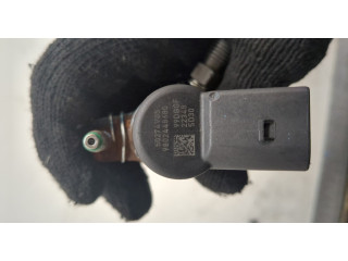 Форсунка топливная Mitsubishi ASX 2010-2020 MN982633