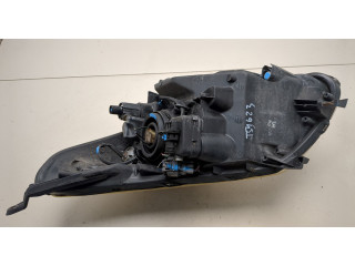 Фара передняя  Toyota Urban Cruiser правая 