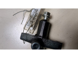 Форсунка топливная Mitsubishi Pajero / Montero 2000-2006