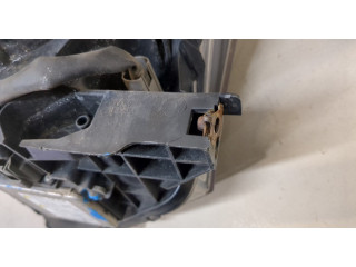 Фара передняя Mitsubishi Outlander 2012-2021 правая