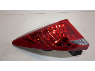 Задний фонарь          