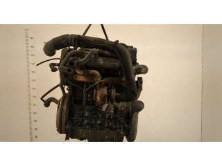 Форсунка топливная Volkswagen Golf Plus 038130073AG