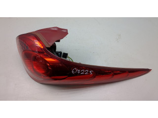 Задний фонарь