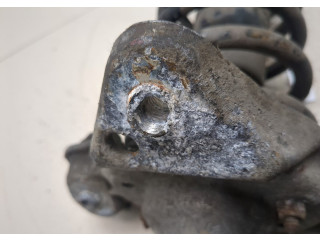 Стойка амортизатора  Volkswagen Passat 5 2000-2005 3B0413031R, 8D0411105CT     