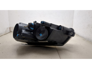 Фара передняя  Volkswagen Passat 6 2005-2010 правая 