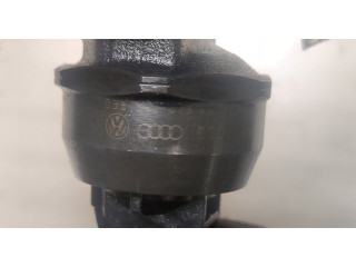 Форсунка топливная  Volkswagen Golf 5 2003-2009    038130073AG     