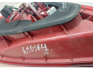 Задний фонарь