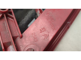 Задний фонарь          