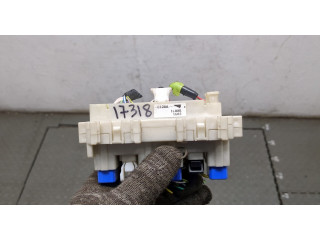 Блок предохранителей  Infiniti QX56 2010-2013         