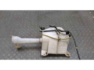 Бачок омывателя  Mazda 626 1997-2001    