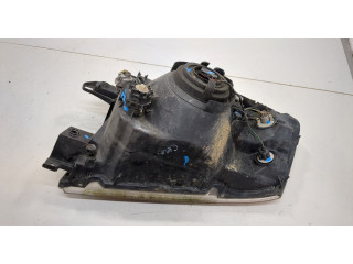 Фара передняя  Mitsubishi Pajero / Montero 2000-2006 правая 