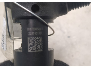 Форсунка топливная  Skoda Octavia (A7) 2013-2023    04L130277BF     