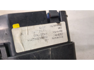 Блок предохранителей  Audi TT (8N) 1998-2006      8N0970165E   