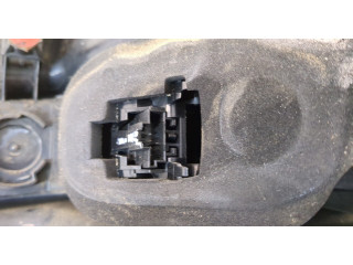 Задний фонарь          