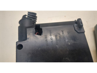 Блок предохранителей  Ford Focus 2 2005-2008           1.6