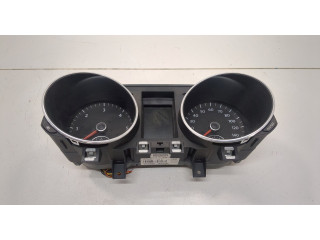 Панель приборов  Volkswagen Golf 6 2009-2012            