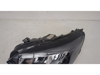 Фара передняя  Peugeot 208 2019-2023 левая 