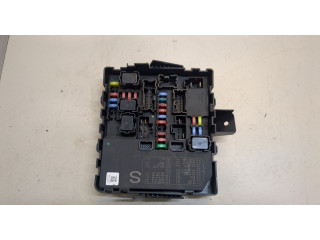 Блок предохранителей Infiniti QX56 2010-2013 284B71LA0A