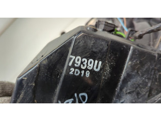 Задний фонарь          