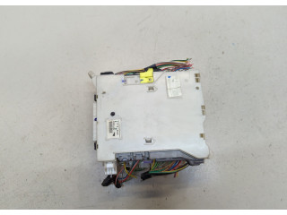 Блок предохранителей Lexus IS 2005-2013