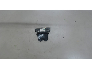 Zámek zadních dveří