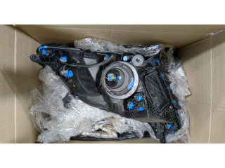 Фара передняя  Toyota Prius 2003-2009 правая 