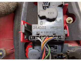 Задний фонарь          