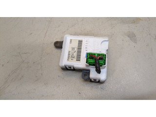 Дисплей бортового компьютера  Subaru Tribeca (B9) 2007-2014        