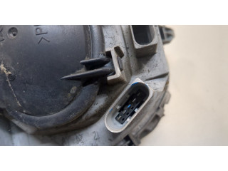 Фара передняя Mercedes C W203 2000-2008 правая