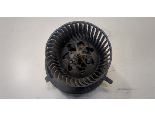 Моторчик печки  Skoda Octavia (A5) 2008-2013          