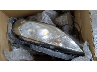 Фара передняя Honda FRV правая