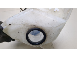 Бачок омывателя Mitsubishi Grandis