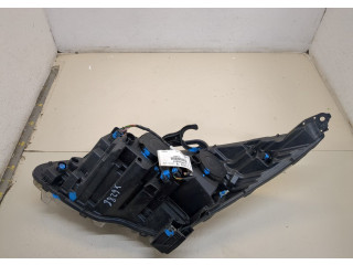 Фара передняя  Peugeot 5008 2009-2016 правая 