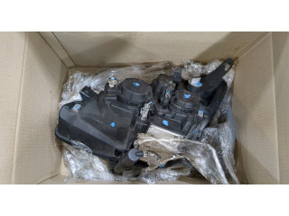 Фара передняя Citroen C5 2001-2004 правая