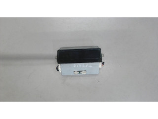 Дисплей бортового компьютера Nissan Elgrand 1997-2002 28520ve010