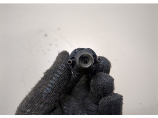 Форсунка топливная Volkswagen Transporter 4 1991-2003 068130202