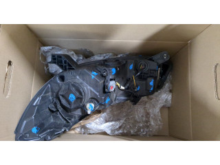 Фара передняя  Chevrolet Trax 2016-2022 правая 