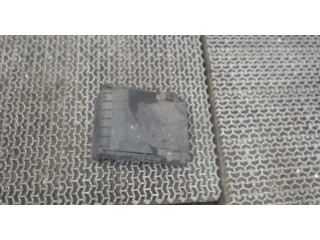 Крышка блока предохранителей Volkswagen Golf 5 2003-2009 1K0937132F 1.6