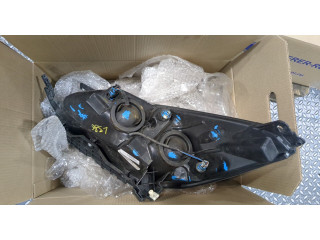 Фара передняя  Ford Escape 2012-2015 правая 