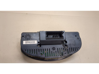 Панель приборов Volkswagen Golf 5 2003-2009