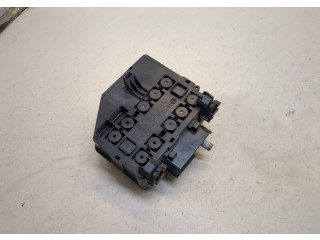 Блок предохранителей  Mercedes GL X164 2006-2012      A1645400350   