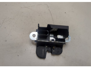 Замок багажника Skoda Yeti 2013-2018