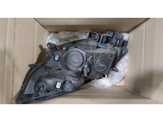 Фара передняя Renault Scenic 2009-2012 правая