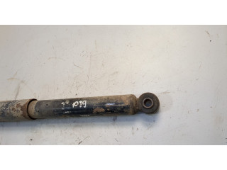 Стойка амортизатора Mitsubishi Montero Sport / Pajero Sport 1996-2008 MR448499