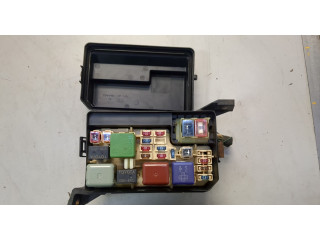 Блок предохранителей  Toyota Corolla E11 1997-2001         