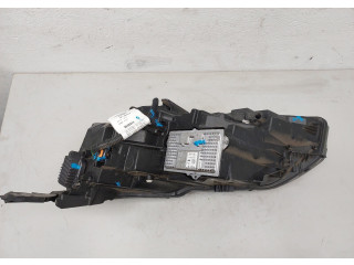 Фара передняя  Peugeot 3008 2016-2020 правая 